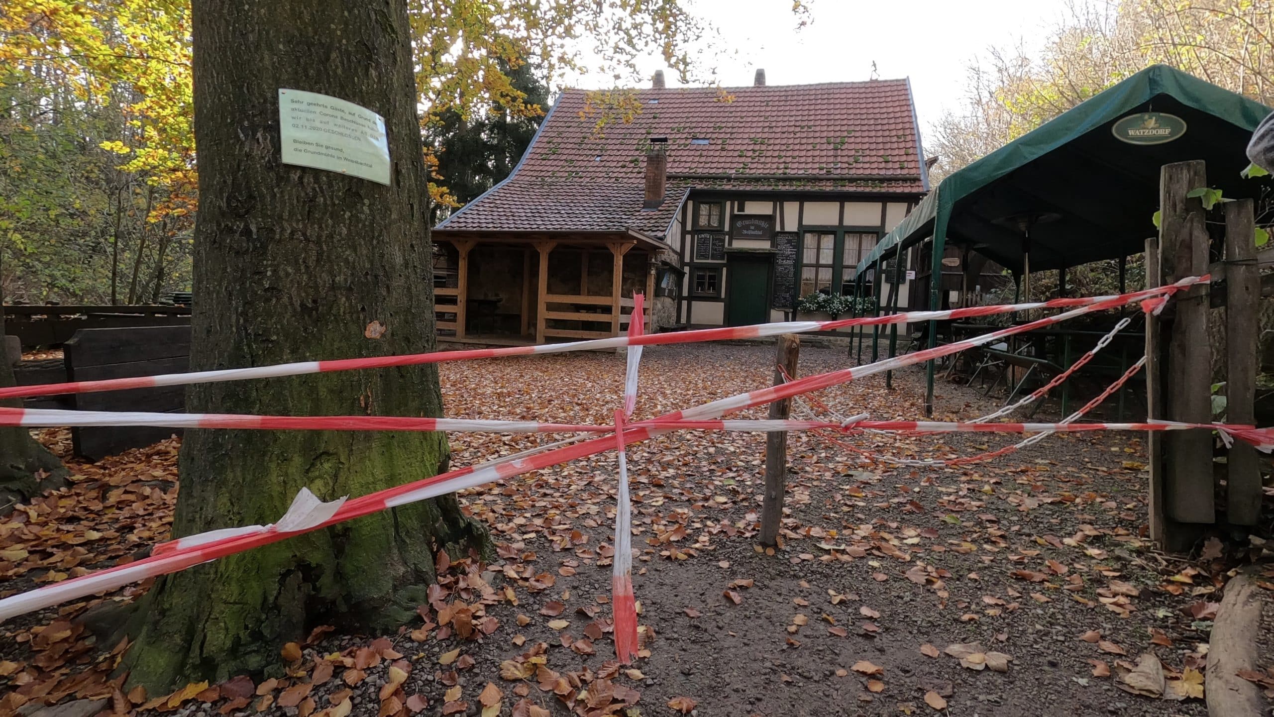 Geschlossen wegen Corona: Die Grundmühle in Erfurt zwischen Tiefthal und Töttelstedt im November 2020. 