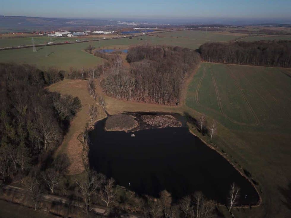Der Peterbach Erfurt Idylle zwischen Autobahn und Industriegebiet