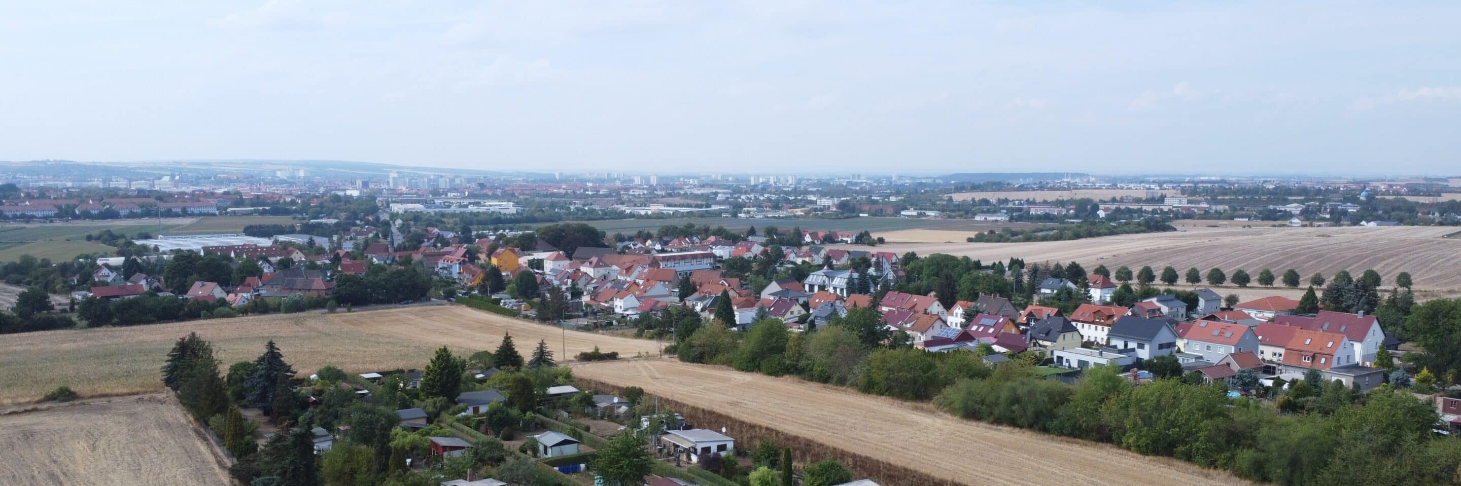 Dittelstedt Ortsteil von Erfurt aus der Vogelperspektive.