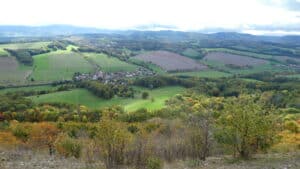 Blick Grosser Hoerselberg auf den Thueringer Wald._erfurt