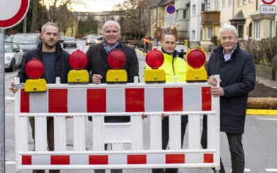 Oberbürgermeister Andreas Bausewein öffnet Clara-Zetkin-Straße
