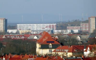 Täter bedrängt Paar vom Anger bis zum Roten Berg