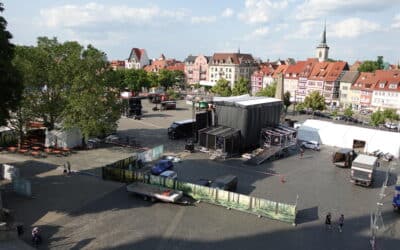 Vorbereitungen für das Krämerbrückenfest nicht nur auf der Brücke