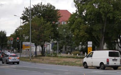 Unbekannte werfen Ampel um