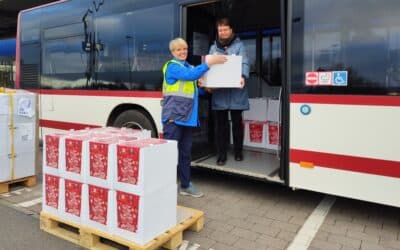 EVAG und Ikea Erfurt verschenken über 900 Adventskalender an Fahrgäste in Erfurt