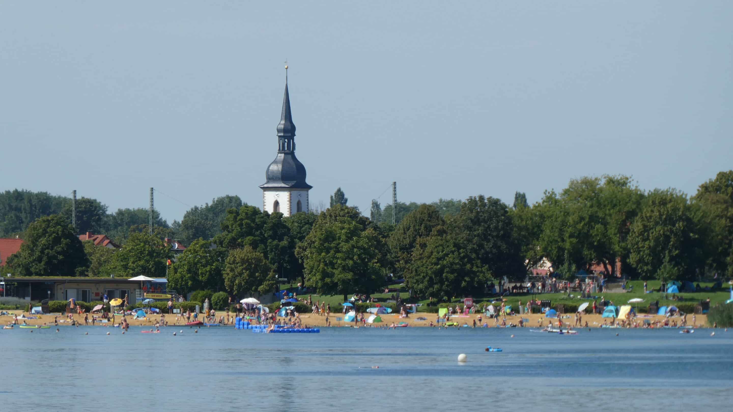 Strandbad Stotternheim Sommer mit Badenen
