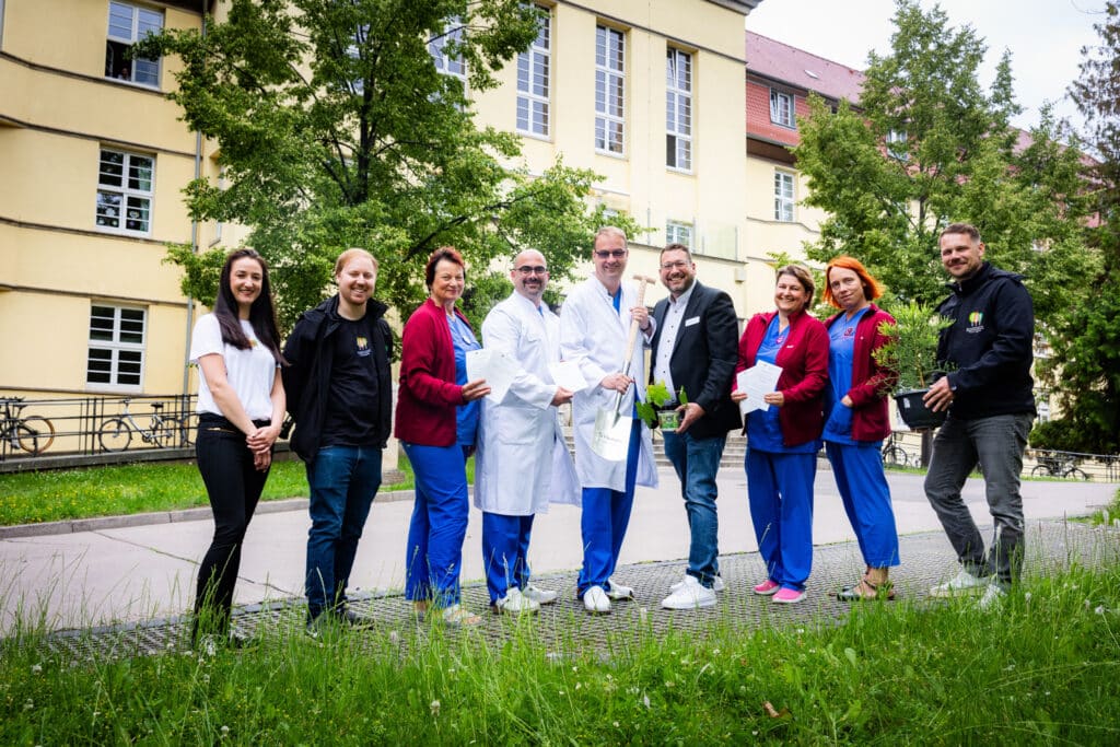 Helios Klinikum Erfurt Nordhäuser Straße Erfurt Helios Klinikum Erfurt übernimmt Baumpatenschaften für Neugeborene