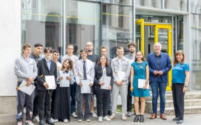 Gratulation zu den Abschlusszeugnissen an der Volkshochschule Erfurt