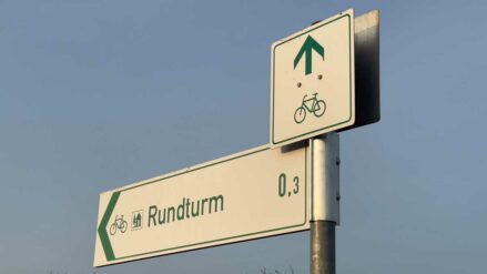 cycle path to the barkhaeuser warte_erfurt