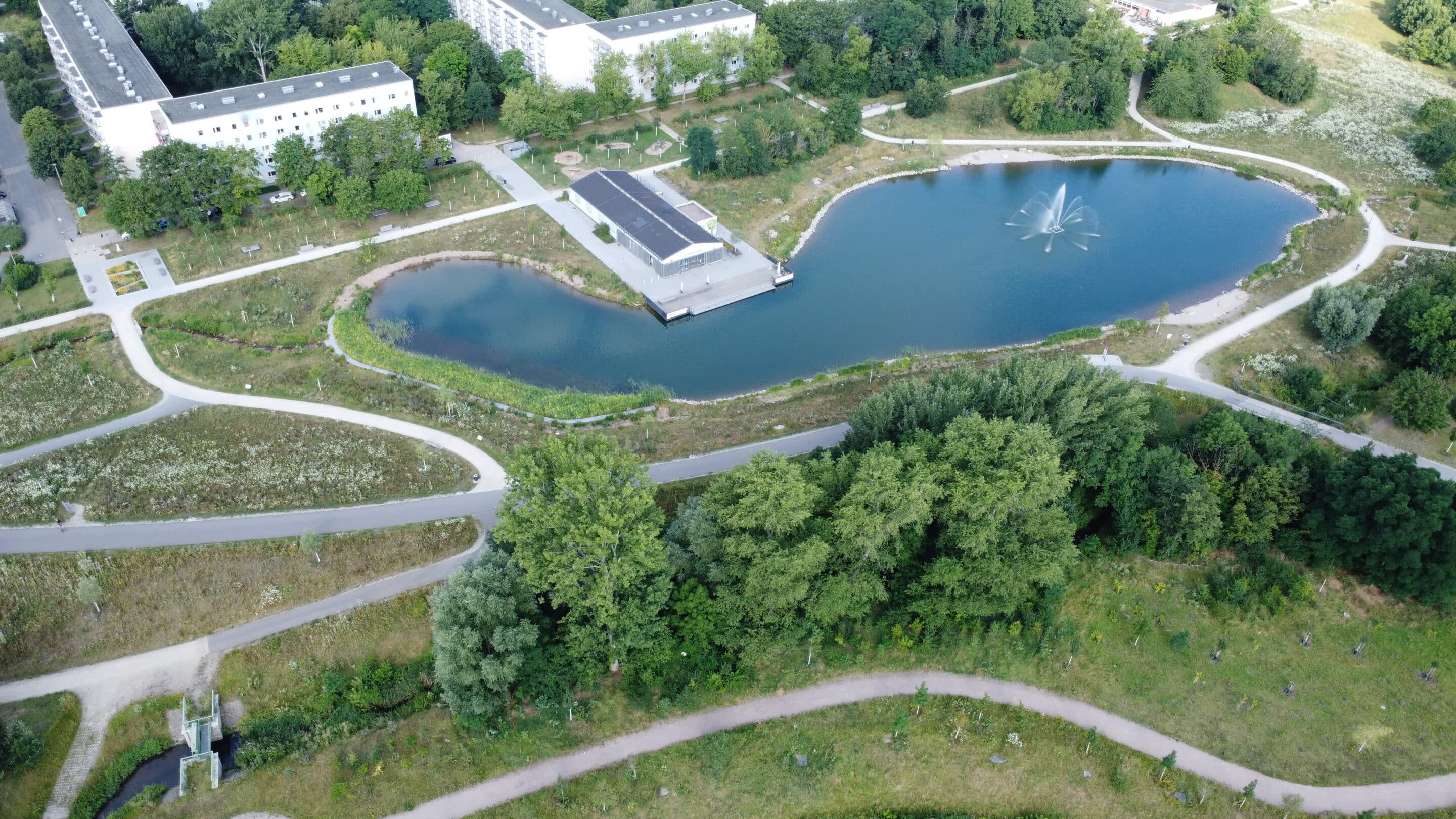 Der Auenteich in der Nördlichen Geraaue in Erfurt ist Teil der Buga 2021 gewesen.