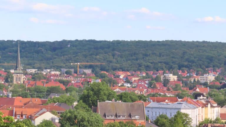 Das Erfurt-Magazin 15 Das Erfurt-Magazin Fahrzeugteile im Visier
