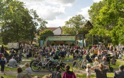 Kindertheater „Der Froschkönig“ zum „Creme Brühlee“