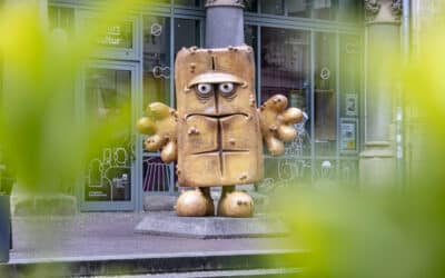 Kika-Figur Bernd das Brot macht Urlaub
