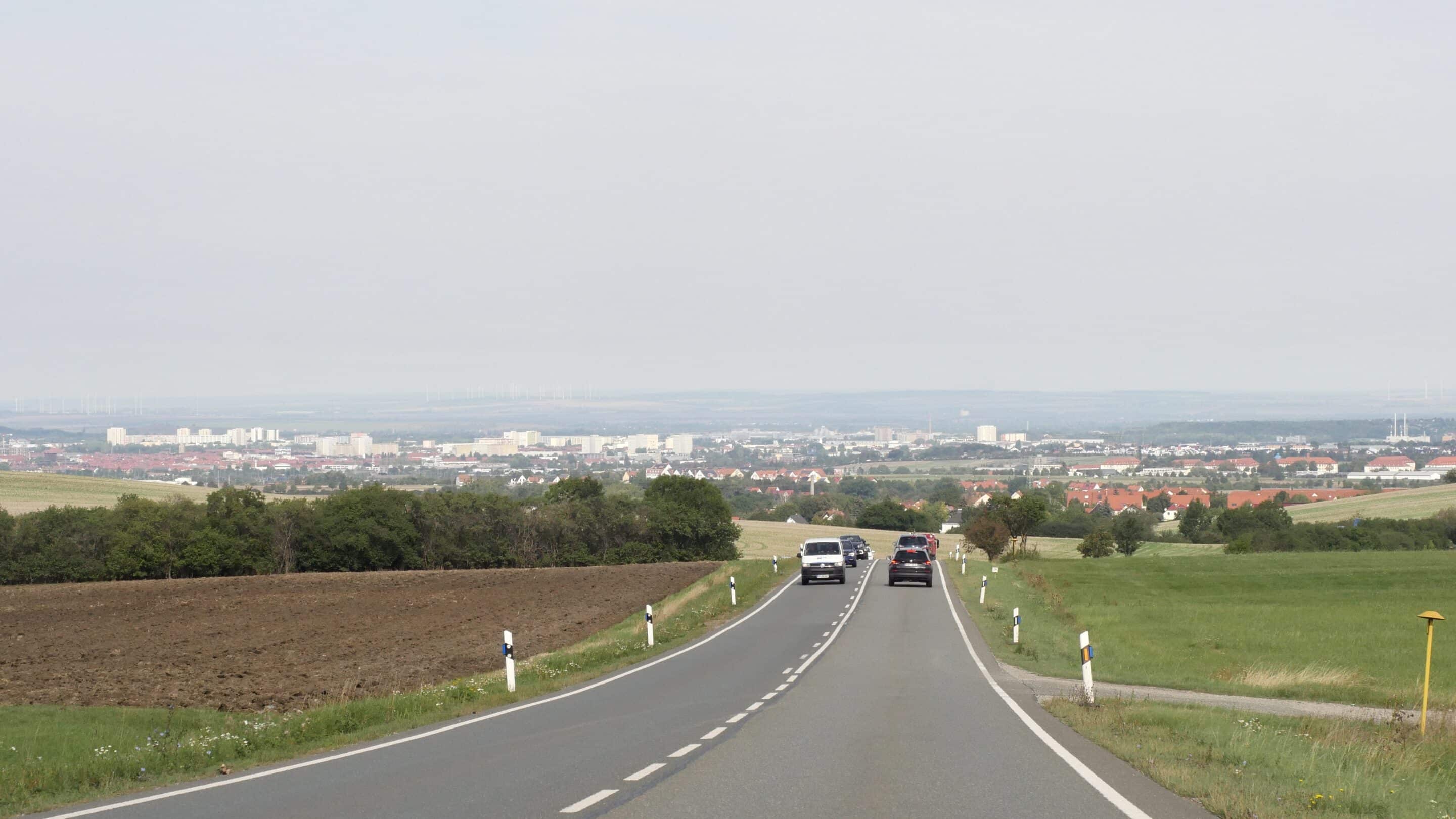 Blick von der Haarbergstraße auf Erfurt.