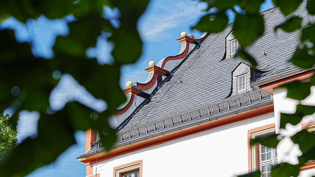 schloss ehrenstein dachgiebel_erfurt