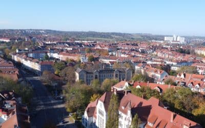 LPI-EF: Berauschter Autofahrer fährt gegen Ampel