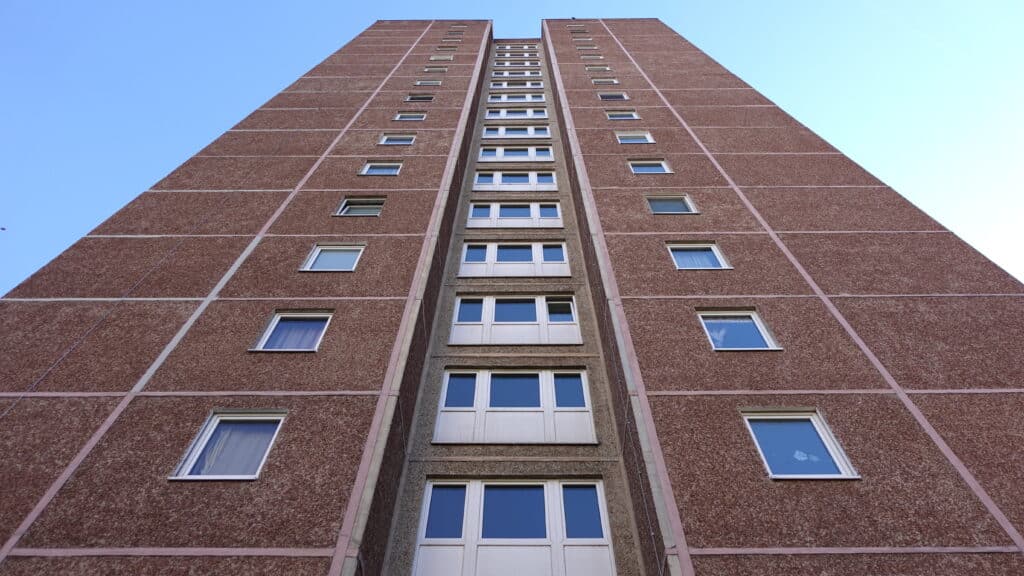 Punkthochhaus am Roten Berg in Erfurt Nord_erfurt