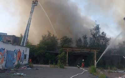Großbrand auf ehemaligem Schlachthofgelände