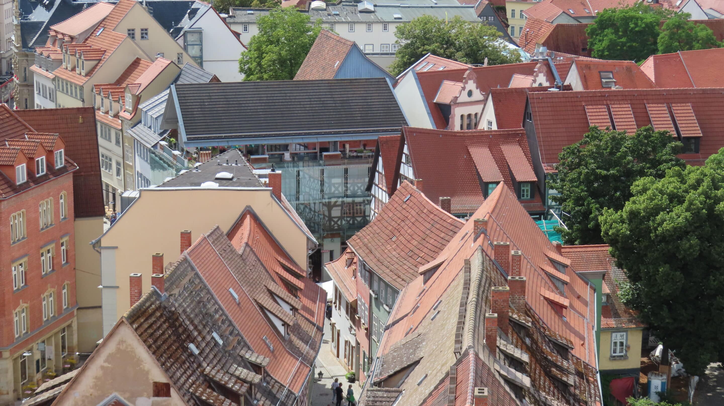 Blick auf den Benediktplatz in der Altstadt der Thüringer Landeshauptstadt Erfurt Blick auf den Benediktplatz in der Altstadt der Thüringer Landeshauptstadt Erfurt.