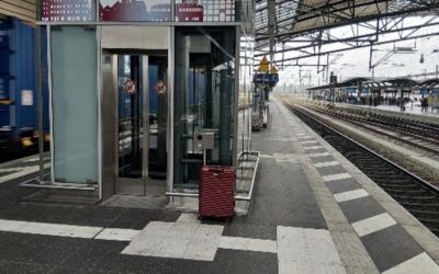 Bahnsteig 9/10 geräumt