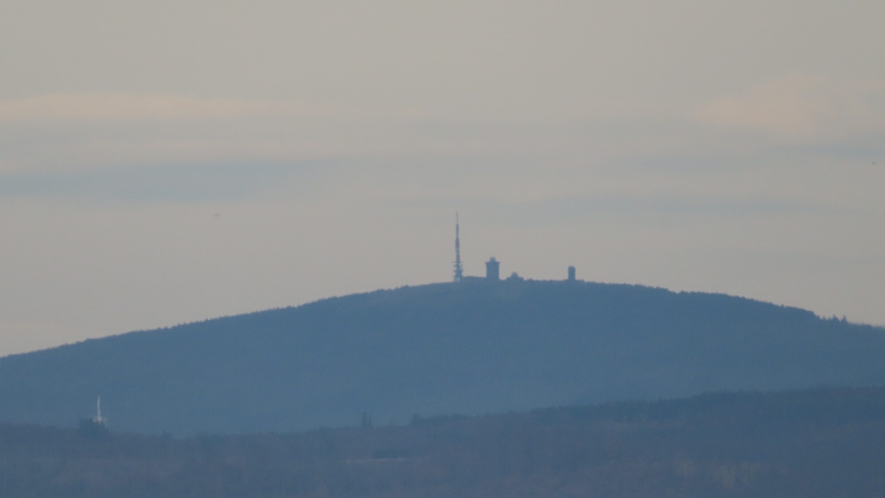 Der Dom in Erfurt von der Langen Brücke aus gesehen.