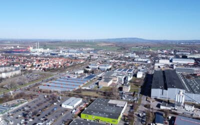 Trockenbauwand eingeschlagen