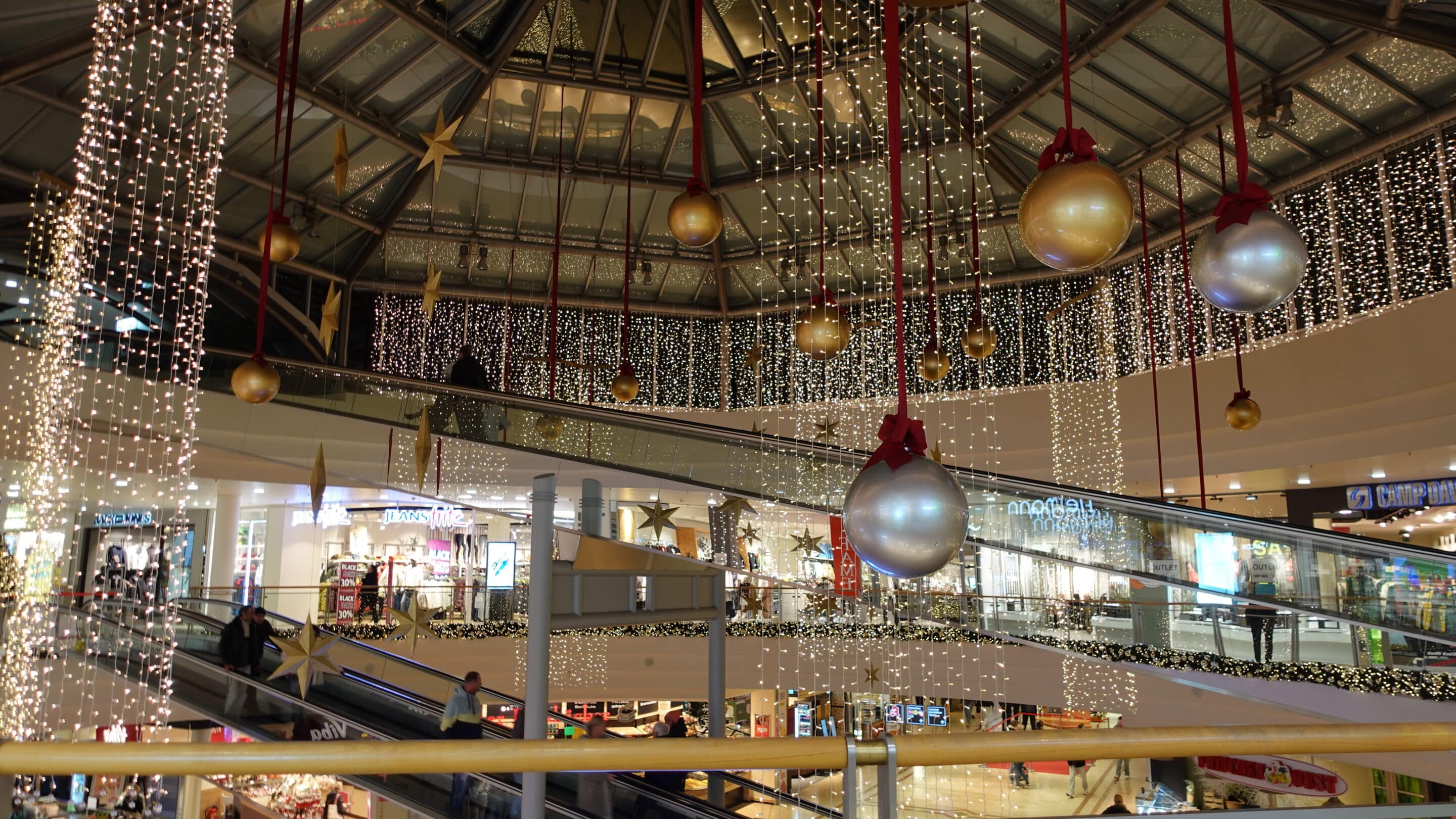 Weihnachten im Thüringen Park Erfurt 2 Weihnachten im Thüringen Park Erfurt Weihnachtlich geschmueckter Thueringen Park Erfurt scaled_erfurt