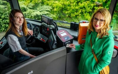 Ohne Bargeld zum Fahrschein