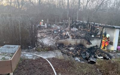 Gartenhaus in Vollbrand