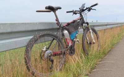 Mountainbike vor Mehrfamilienhaus gestohlen