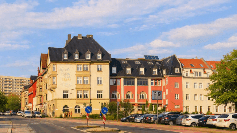 Das Erfurt-Magazin 15 Das Erfurt-Magazin Transporter brennt vollständig aus