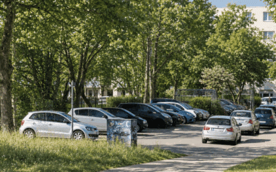 Zeugen nach Brand an Transporter gesucht