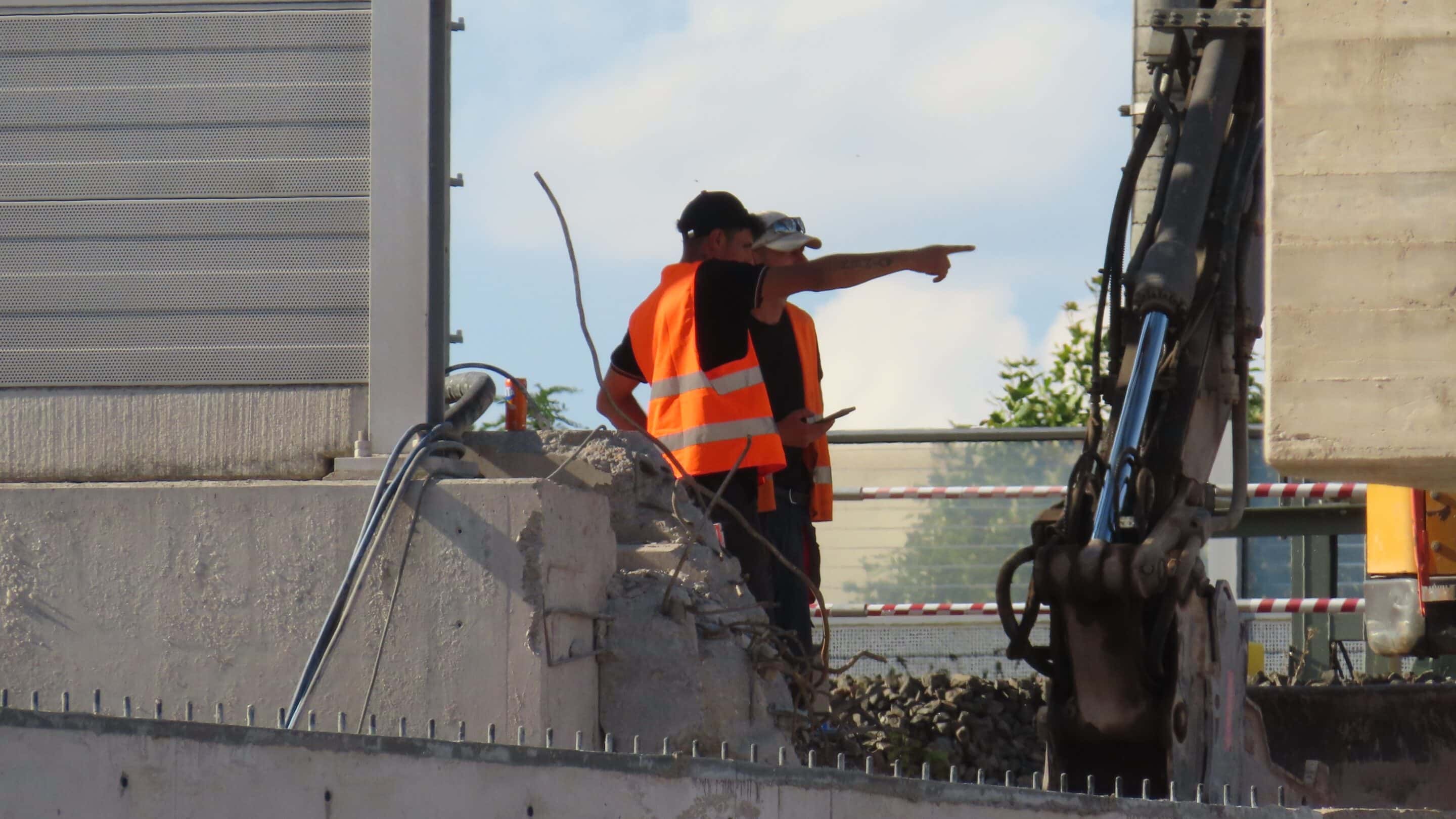 Bauarbeiter auf der Baustelle Schmidtstedter Knoten Erfurt scaled_erfurt