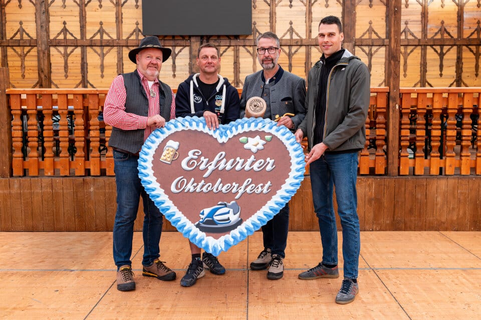 Erfurter Oktoberfest bringt Fahrspaß, Tradition und Feststimmung auf den Domplatz