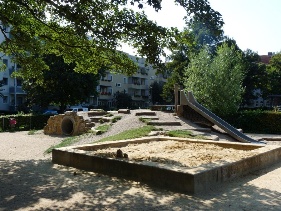 Spielplatz und Skateanlage Hanseplatz