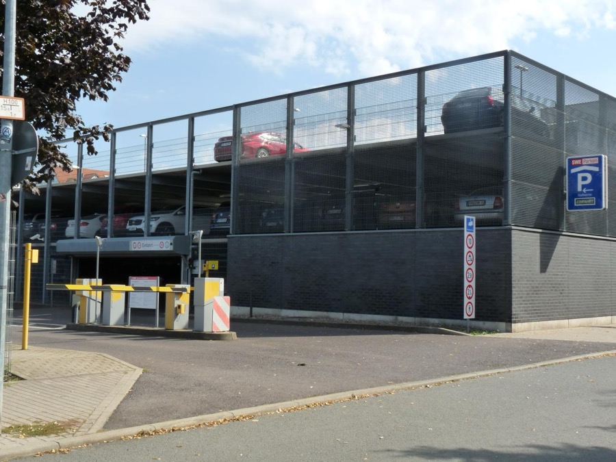 Parken in Erfurt – Parkhäuser und Parkplätze 10 Parken in Erfurt – Parkhäuser und Parkplätze Parkhaus Stadtwerke