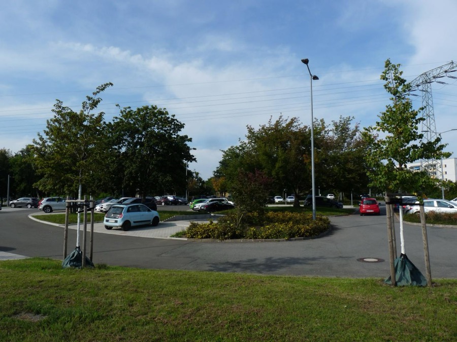 Parken in Erfurt – Parkhäuser und Parkplätze 14 Parken in Erfurt – Parkhäuser und Parkplätze P+R-Anlage Europaplatz