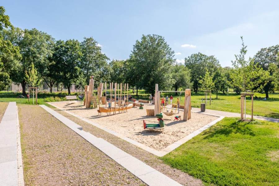 Kleinkinderspielplatz "Frösche am Nordbad"