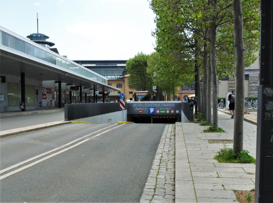 Parken in Erfurt – Parkhäuser und Parkplätze 6 Parken in Erfurt – Parkhäuser und Parkplätze Parkhaus Hauptbahnhof