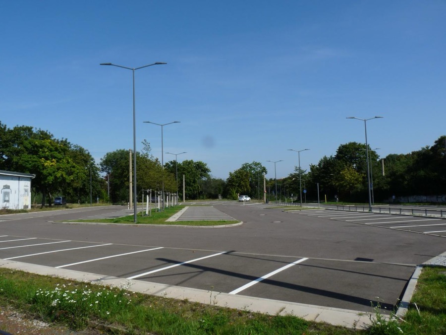 Parken in Erfurt – Parkhäuser und Parkplätze 20 Parken in Erfurt – Parkhäuser und Parkplätze Parkplatz Marie-Elise-Kayser-Straße