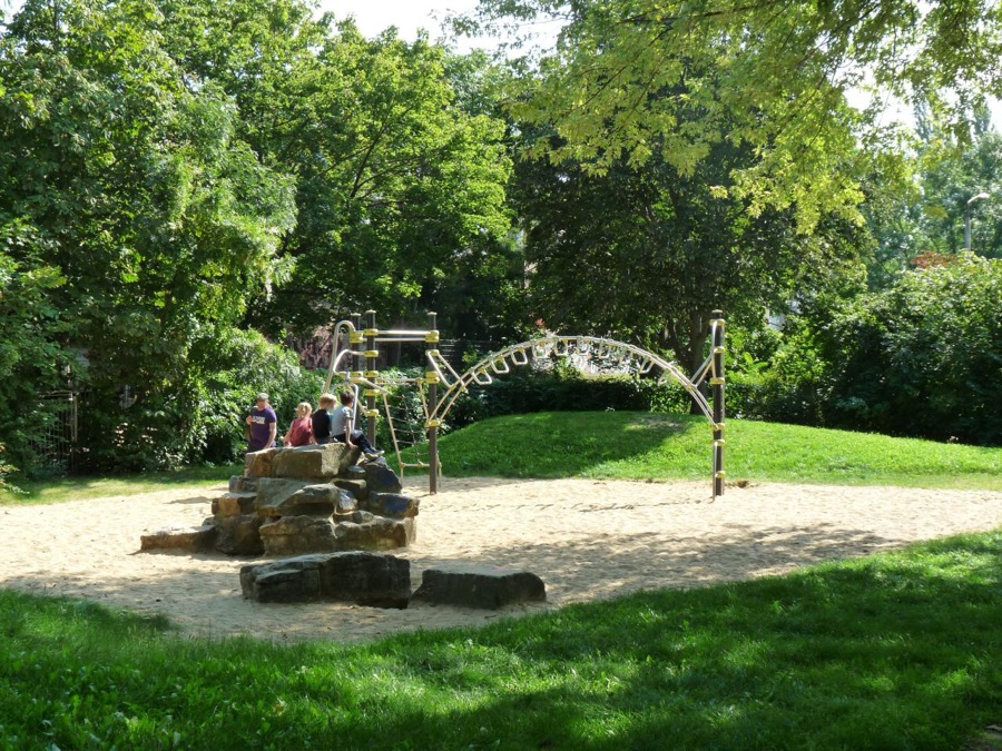 Spielplatz Hallesche Straße