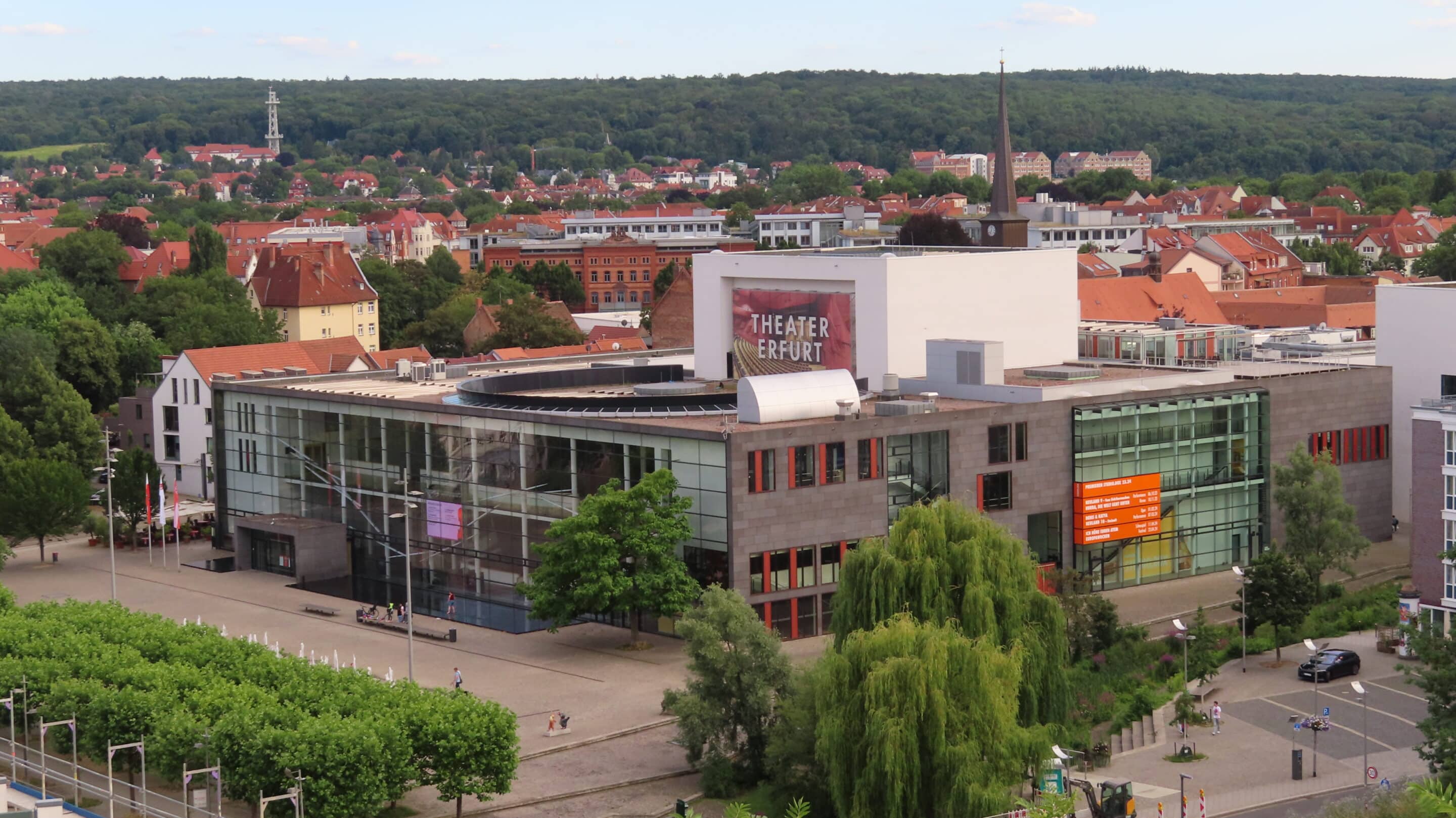 Brühler Vorstadt mit Theater